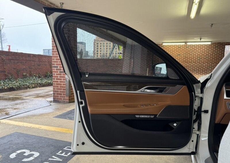 2018 BMW 7 Series 750i xDrive AWD w/ M Sport Package Arlington VA