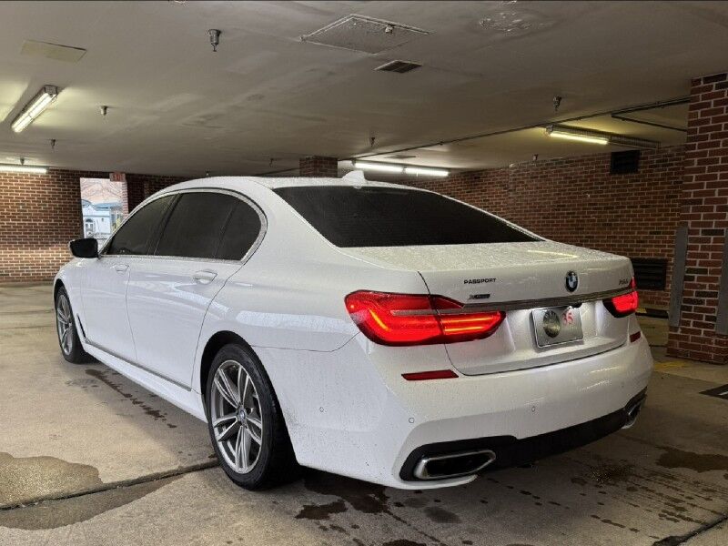 2018 BMW 7 Series 750i xDrive AWD w/ M Sport Package Arlington VA