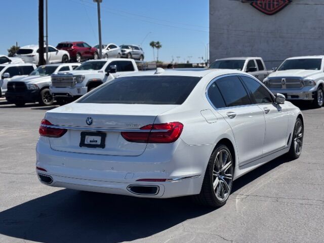 2018 BMW 740i 740i