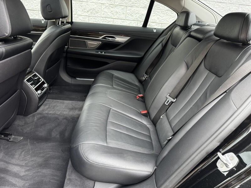 2018 BMW 740i xDrive Willow Grove PA