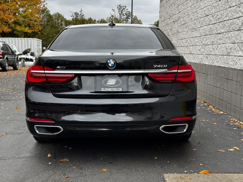 2018 BMW 740i xDrive Willow Grove PA