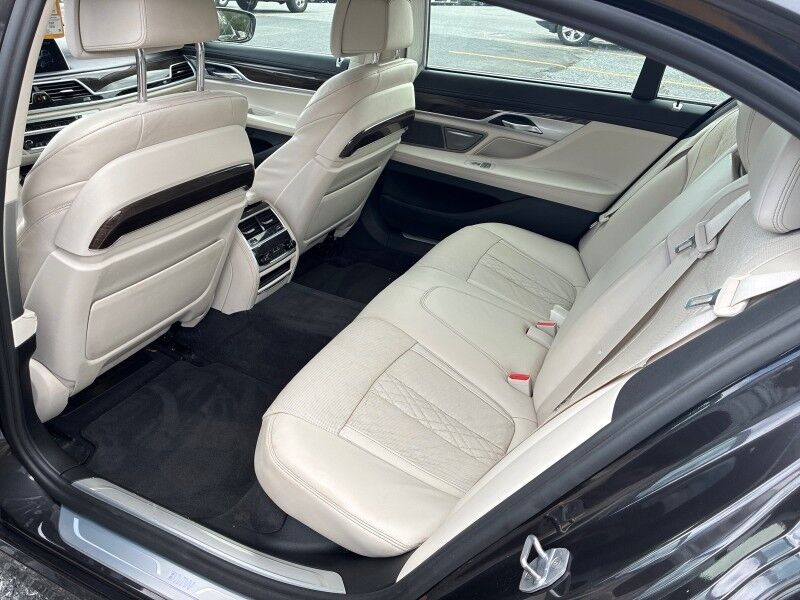 2018 BMW 750Li xDrive 750i xDrive AWD w/ Executive Package Arlington VA