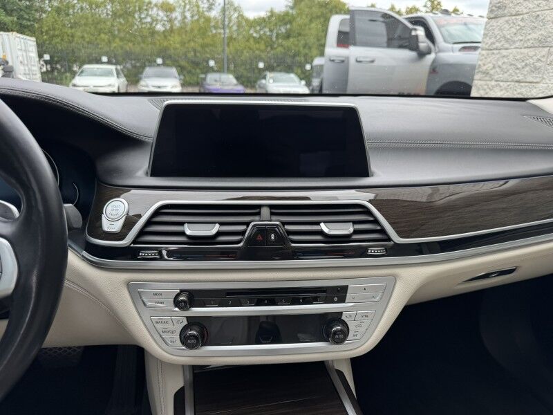 2018 BMW 750i 750i Willow Grove PA