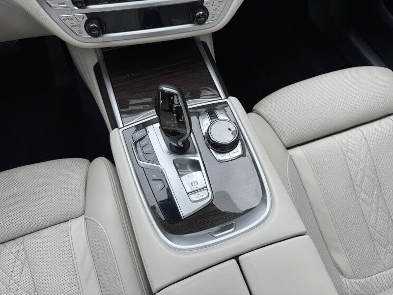 2018 BMW 750i 750i Willow Grove PA
