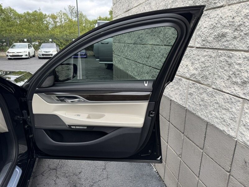 2018 BMW 750i 750i Willow Grove PA