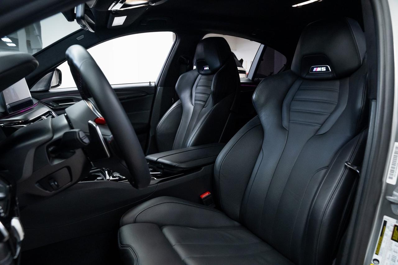 2018 BMW M5 Base Vented Seats Executive Package Portland OR