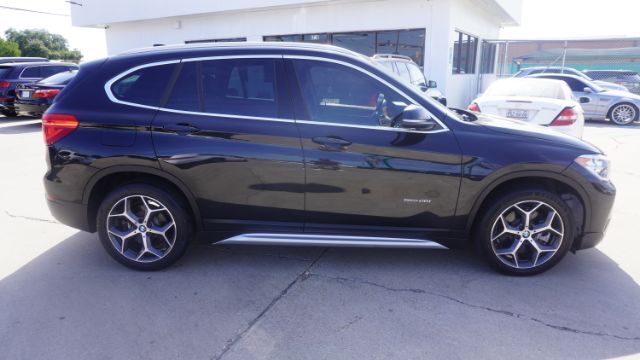 2018 BMW X1 sDrive28i Laredo TX