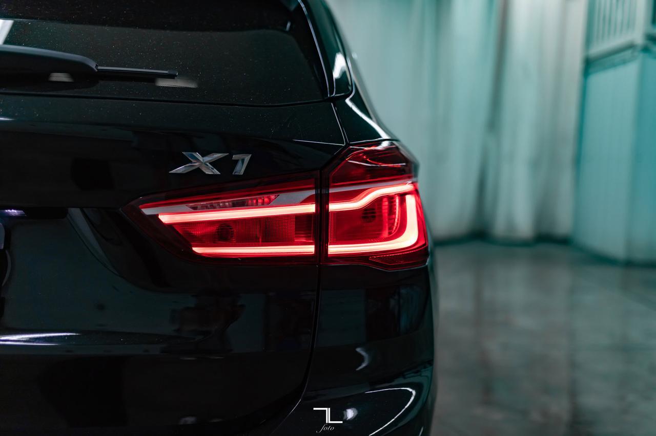 2018 BMW X1 xDrive 28i Leather BCam Heated Seats Red Deer AB