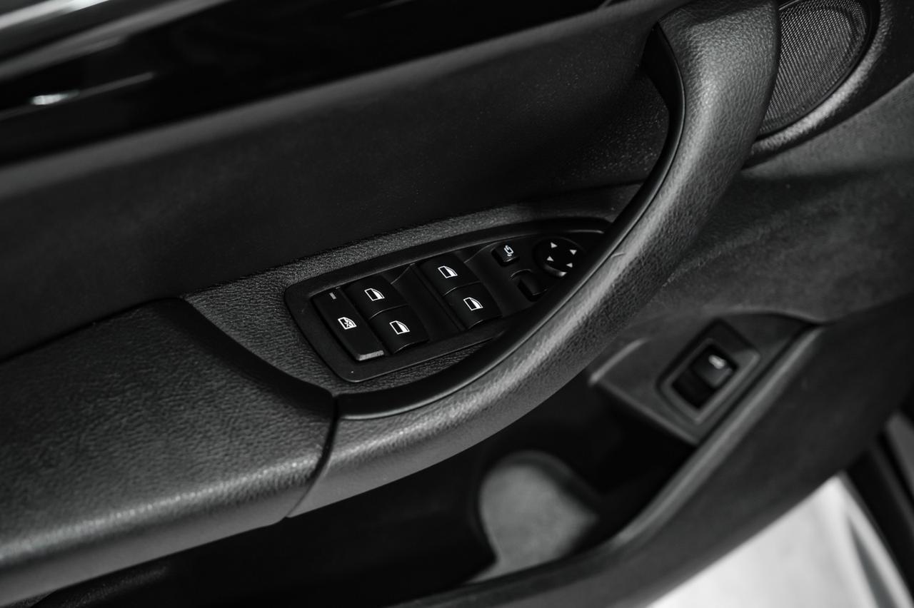 2018 BMW X1 xDrive28i AWD NAVIGATION PANORAMA LEATHER HEATED SEATS REAR CAMERA KEYLESS START POWER LIFTGATE Carrollton TX