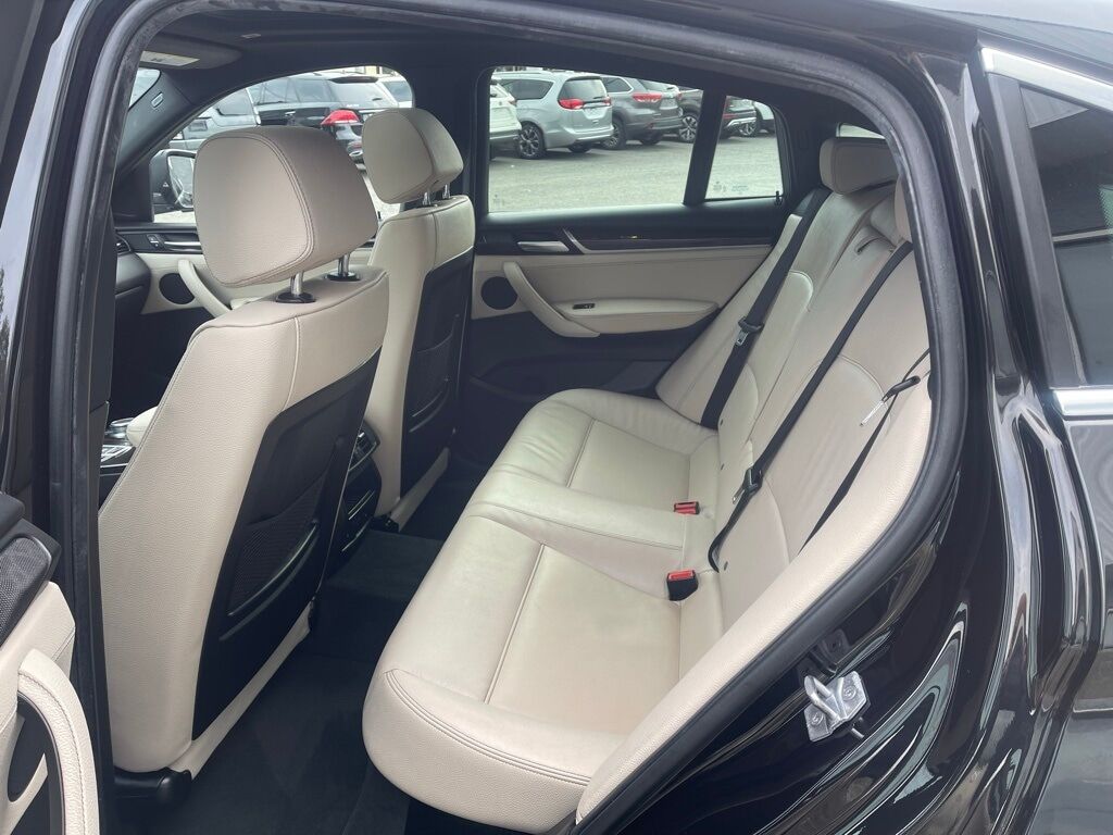 2018 BMW X4 xDrive28i Orange MA