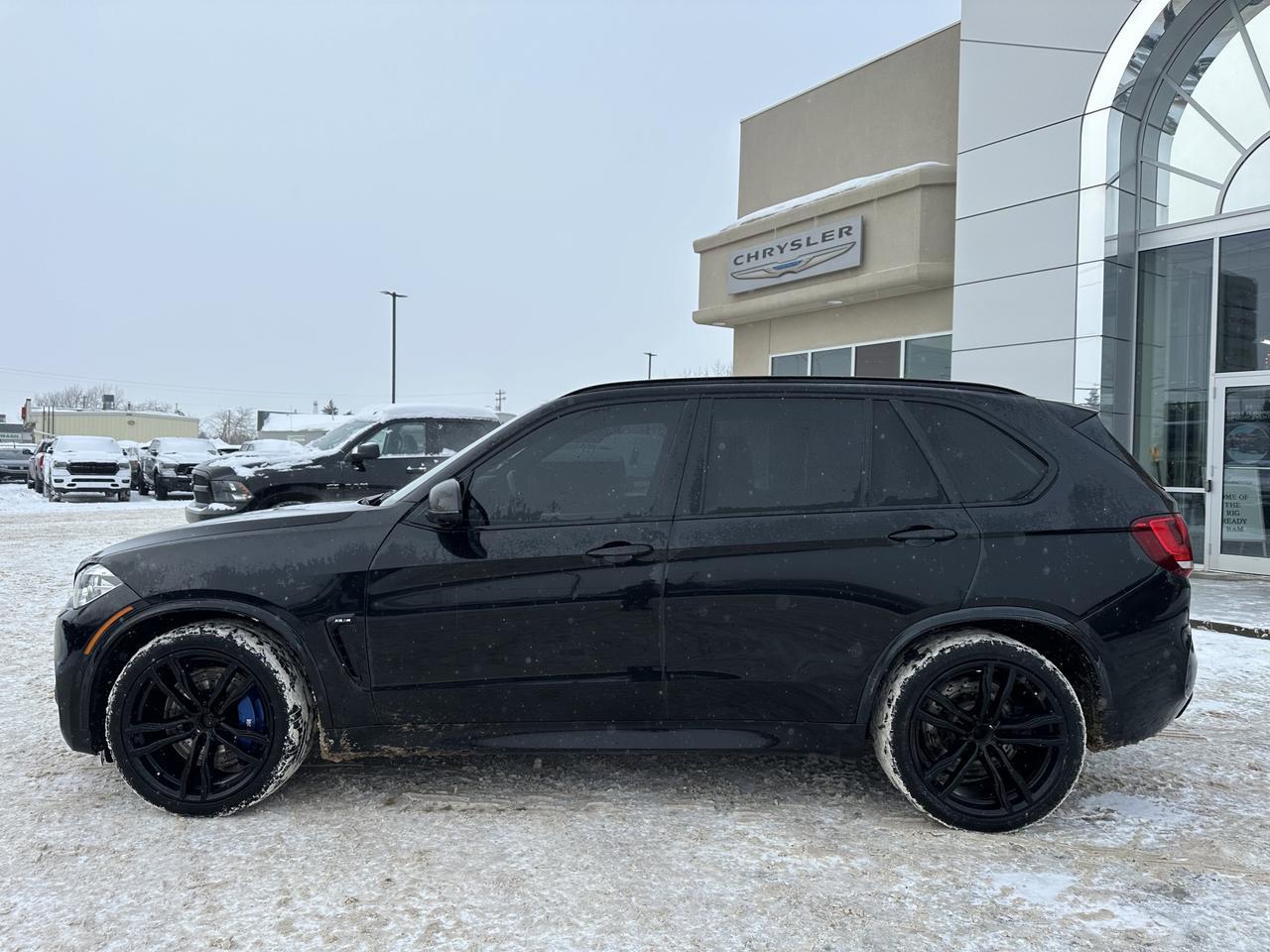 2018 BMW X5 M Twin Turbo V8 | Black Fire Edition | 1/25 In Canada | Pano Roof | Dynamic Suspension | Leather Redwater AB