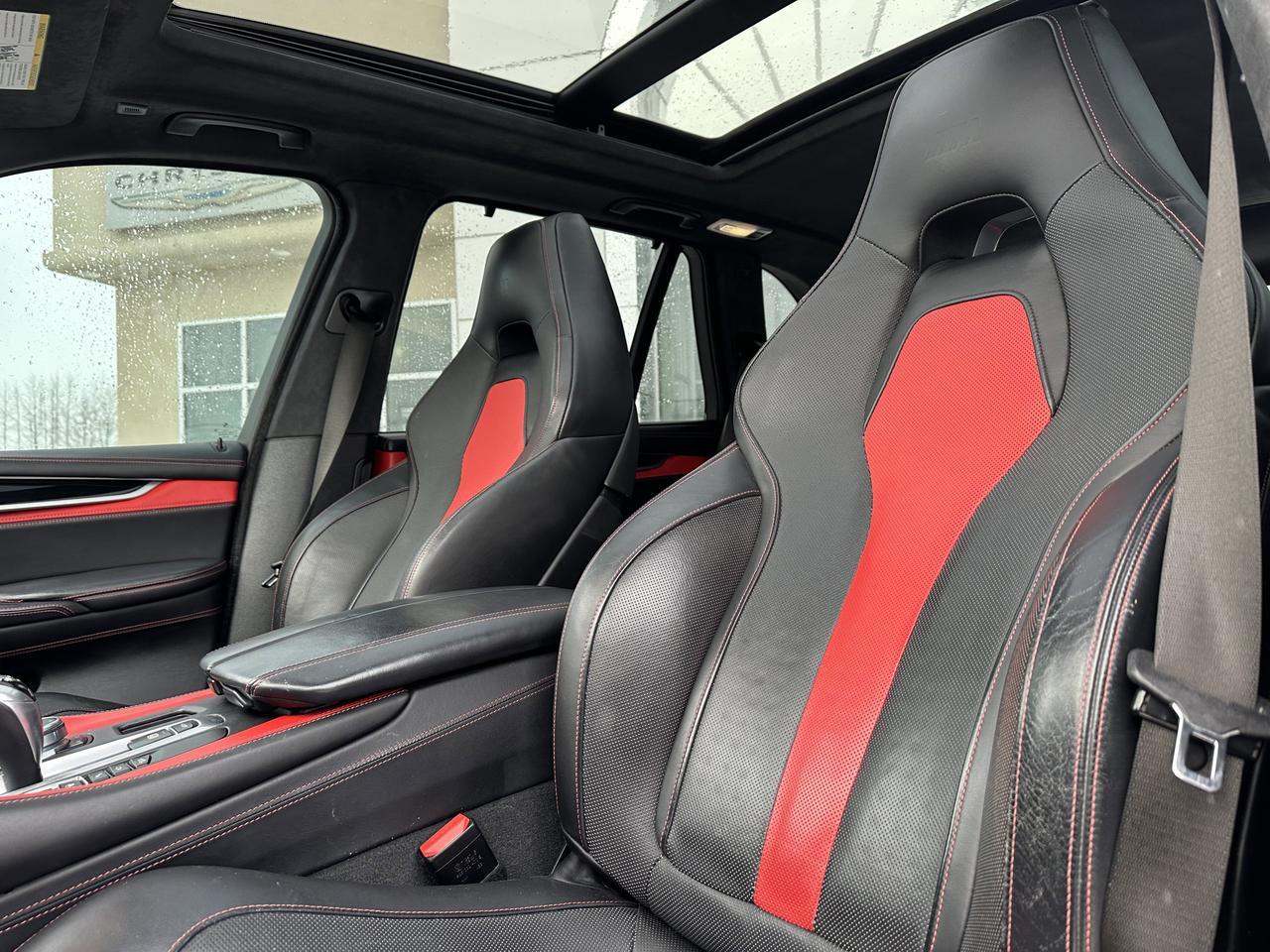 2018 BMW X5 M Twin Turbo V8 | Black Fire Edition | 1/25 In Canada | Pano Roof | Dynamic Suspension | Leather Redwater AB