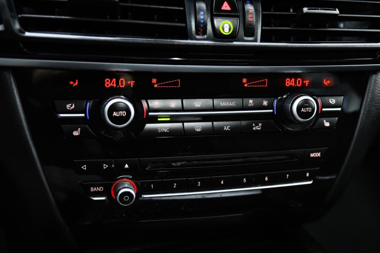 2018 BMW X5 xDrive50i AWD PREMIUM PKG BLIND SPOT ASSIST LANE DEPARTURE HARMAN KARDON NAVIGATION PANORAMA Carrollton TX