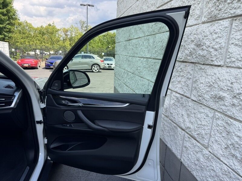 2018 BMW X5 xDrive50i Willow Grove PA