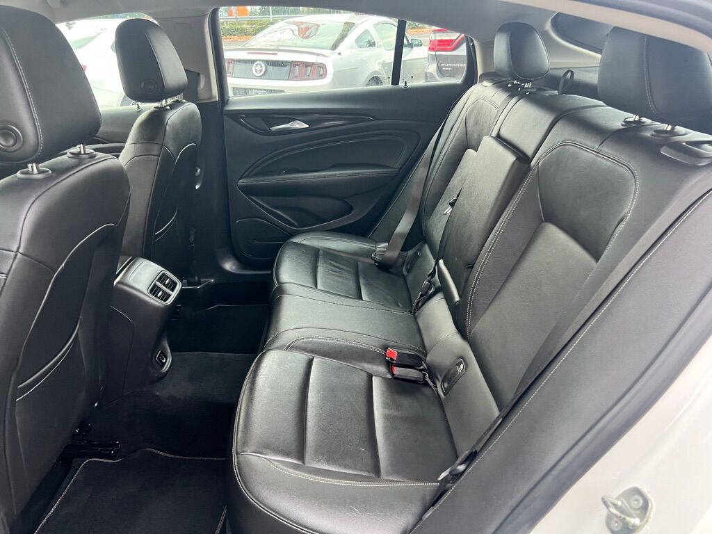 2018 BUICK REGAL SPORTBACK ESSENCE Des Moines WA