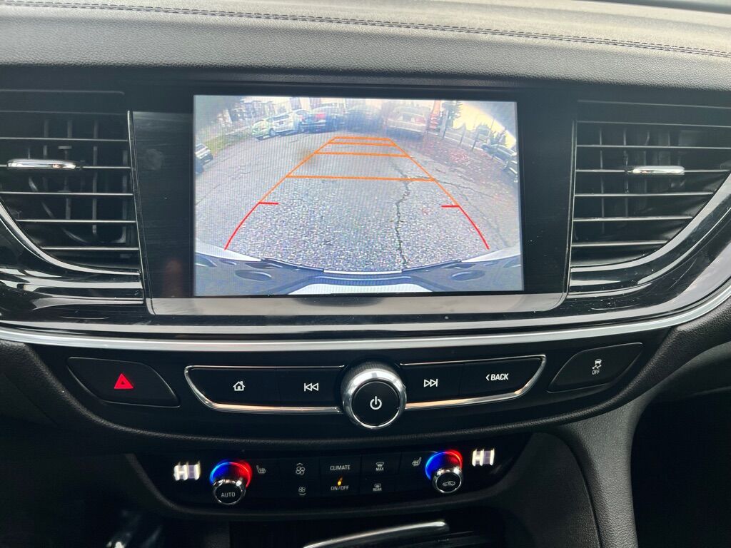 2018 BUICK REGAL SPORTBACK ESSENCE Des Moines WA