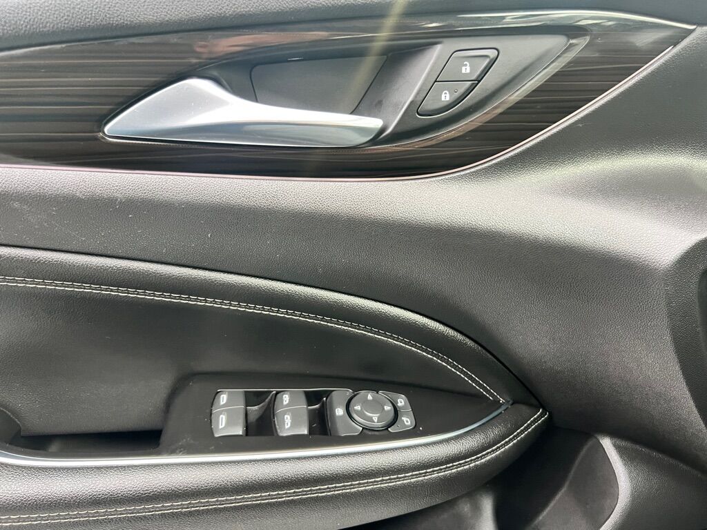 2018 BUICK REGAL SPORTBACK ESSENCE Des Moines WA