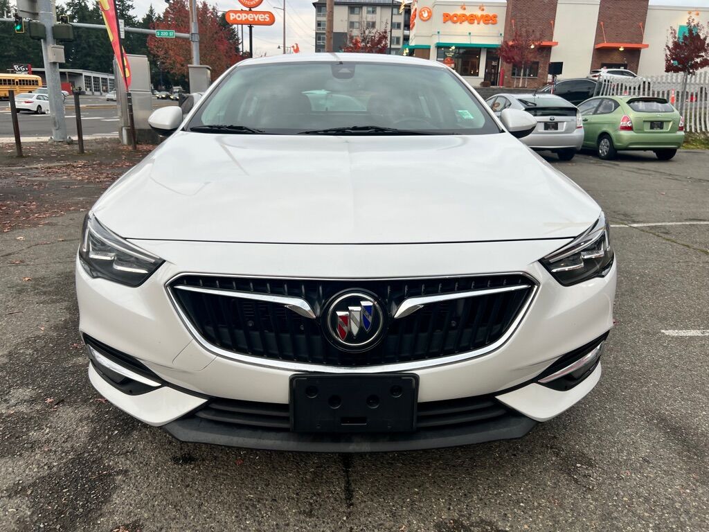 2018 BUICK REGAL SPORTBACK ESSENCE