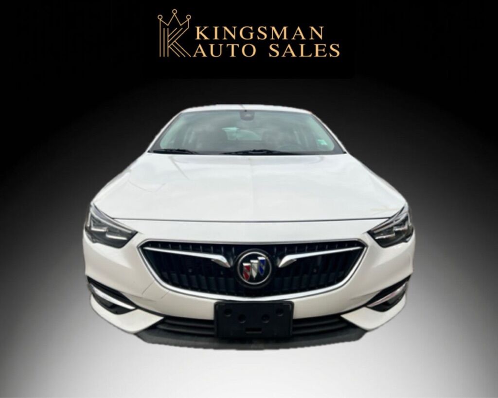 2018 BUICK REGAL SPORTBACK ESSENCE