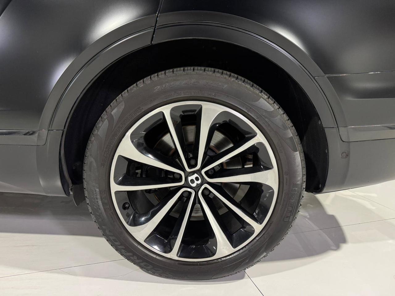 2018 Bentley Bentayga Activity Edition W12 Naim For Bentley audio system, cooled seats, 360 degree camera system & MORE!!! Fort Lauderdale FL