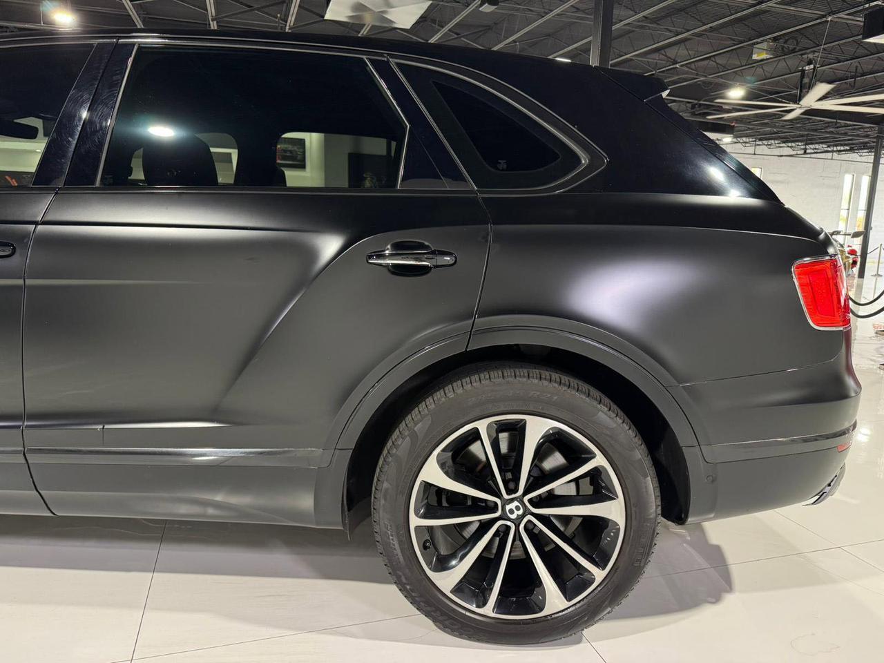 2018 Bentley Bentayga Activity Edition W12 Naim For Bentley audio system, cooled seats, 360 degree camera system & MORE!!! Fort Lauderdale FL