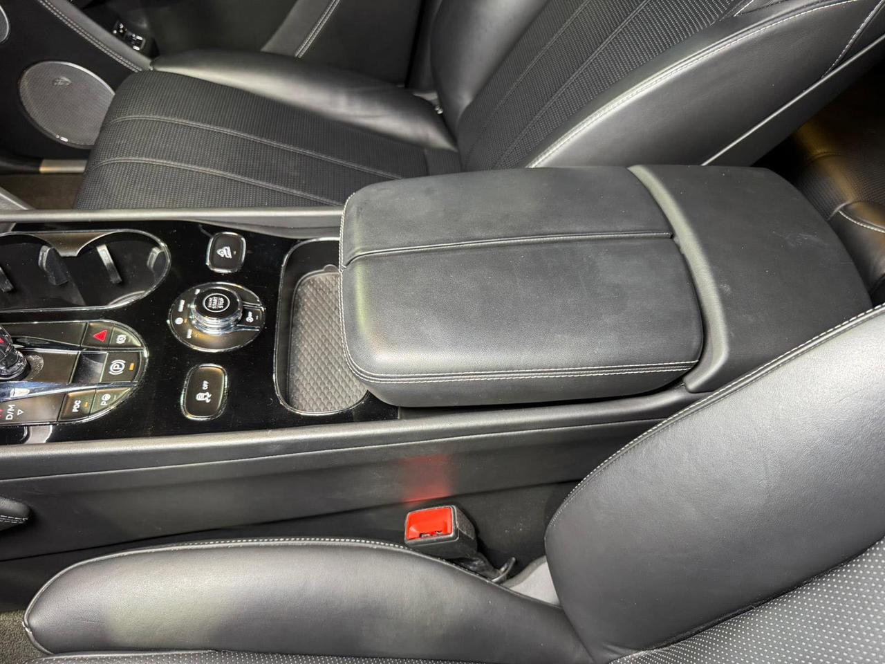 2018 Bentley Bentayga Activity Edition W12 Naim For Bentley audio system, cooled seats, 360 degree camera system & MORE!!! Fort Lauderdale FL
