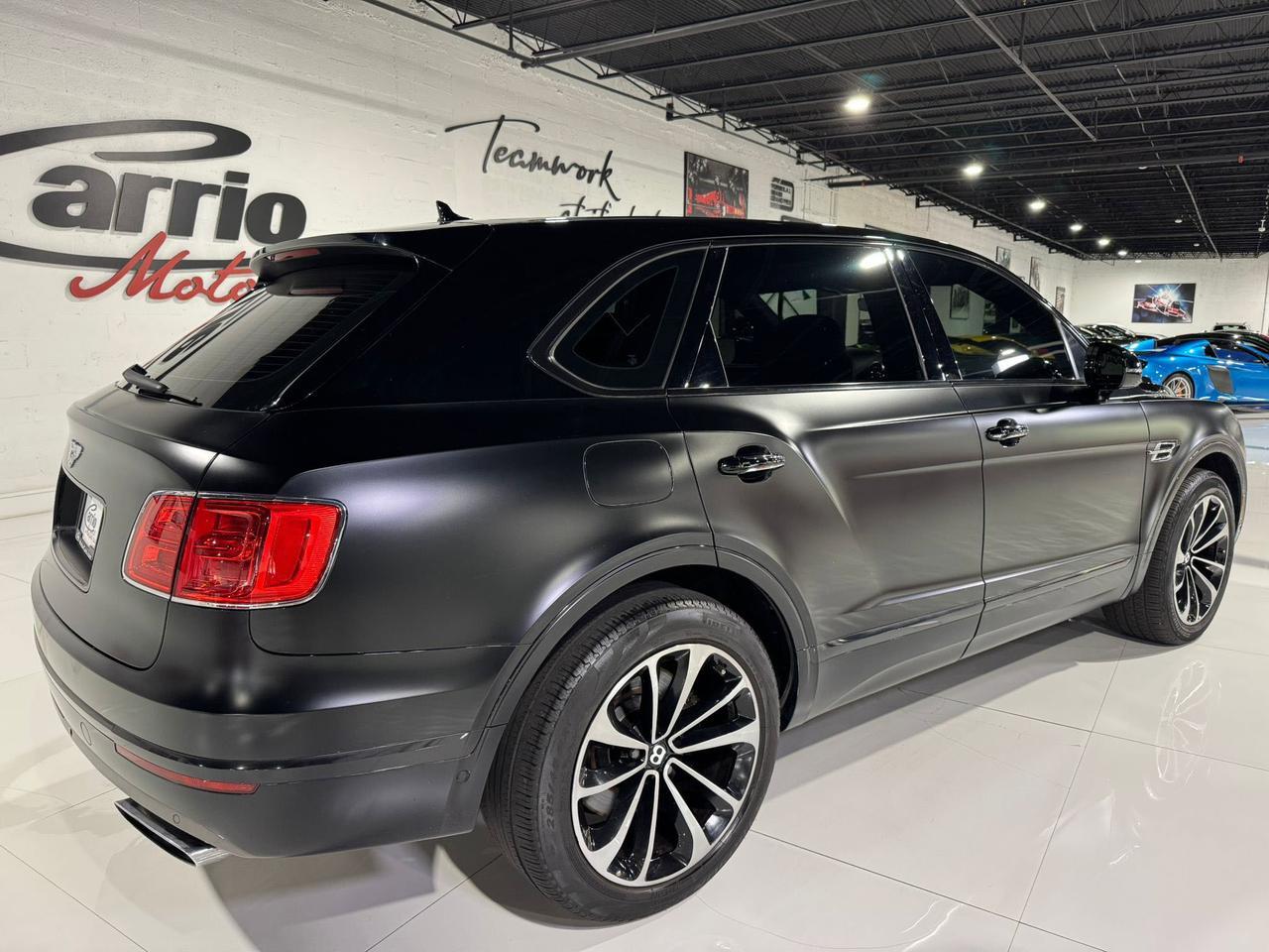 2018 Bentley Bentayga Activity Edition W12 Naim For Bentley audio system, cooled seats, 360 degree camera system & MORE!!! Fort Lauderdale FL