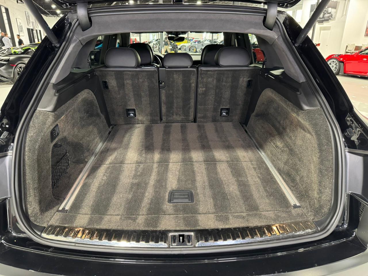 2018 Bentley Bentayga Activity Edition W12 Naim For Bentley audio system, cooled seats, 360 degree camera system & MORE!!! Fort Lauderdale FL