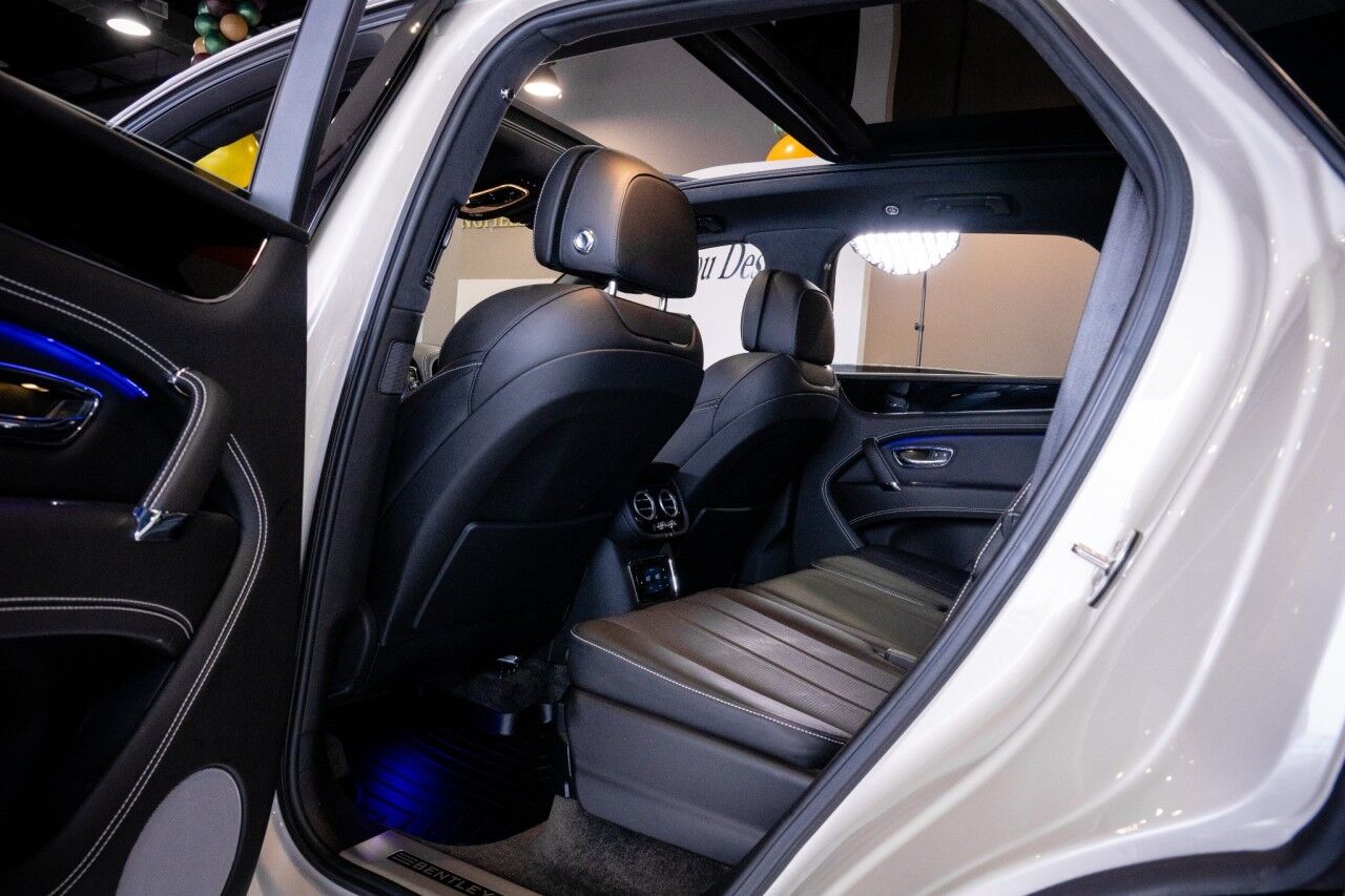 2018 Bentley Bentayga W12 Signature, 3rd Row Seating Springfield NJ
