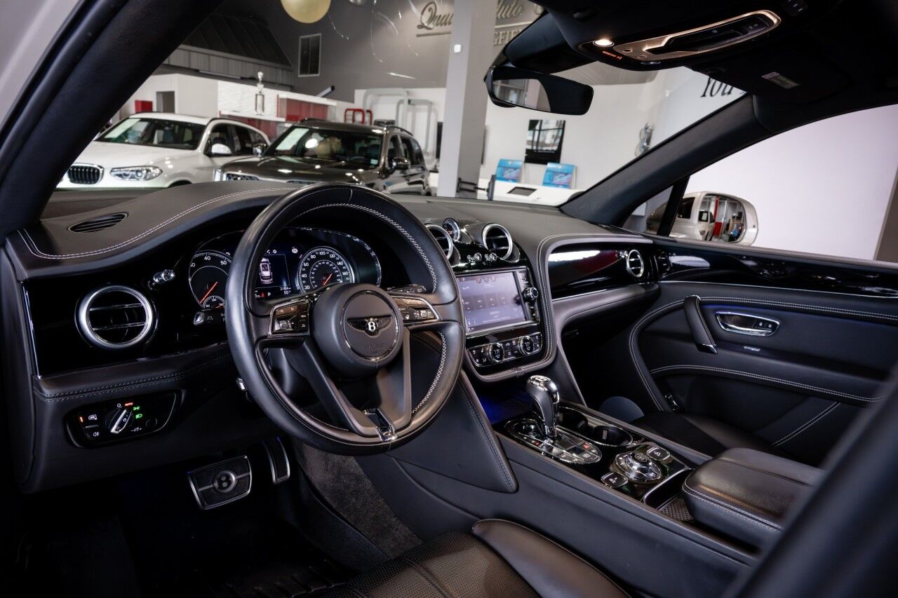 2018 Bentley Bentayga W12 Signature, 3rd Row Seating Springfield NJ