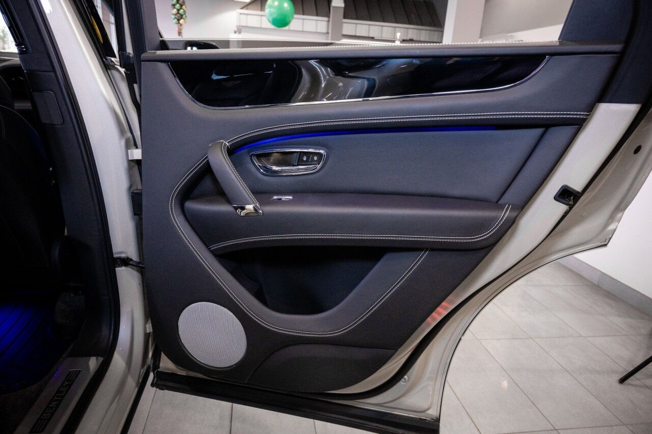 2018 Bentley Bentayga W12 Signature, 3rd Row Seating Springfield NJ