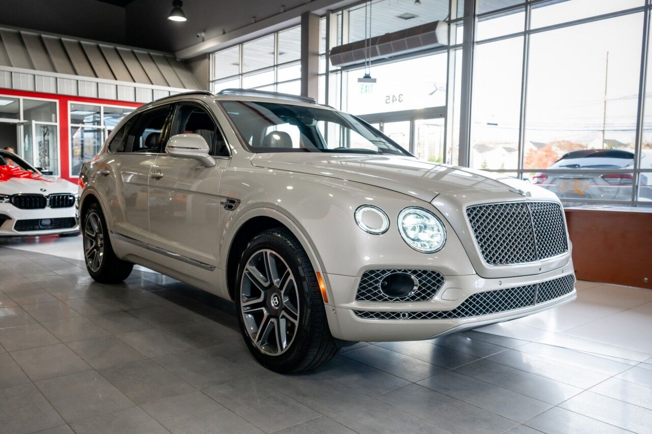 2018 Bentley Bentayga W12 Signature, 3rd Row Seating