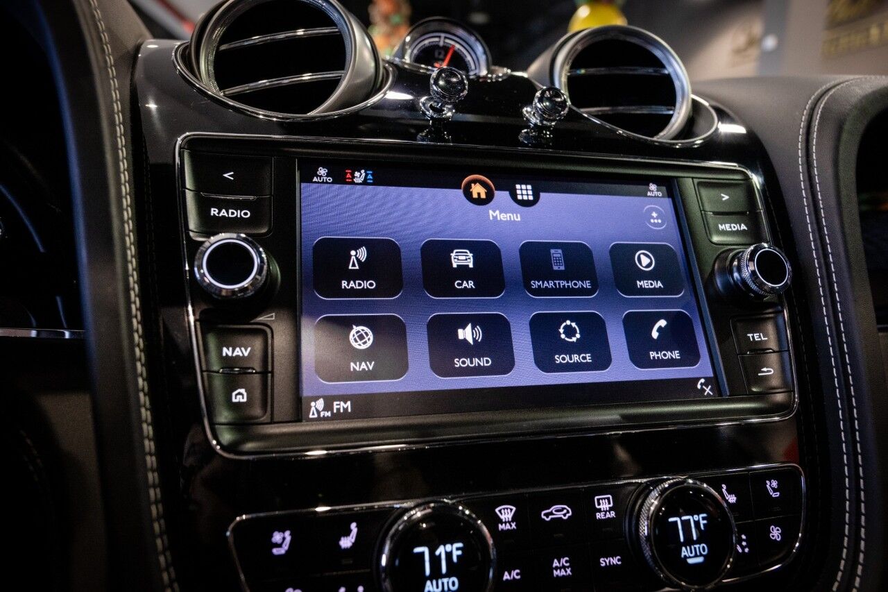 2018 Bentley Bentayga W12 Signature, 3rd Row Seating Springfield NJ