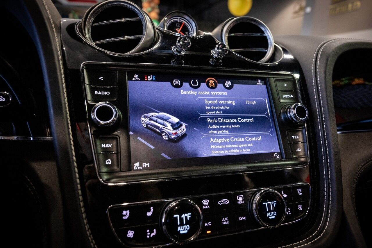 2018 Bentley Bentayga W12 Signature, 3rd Row Seating Springfield NJ