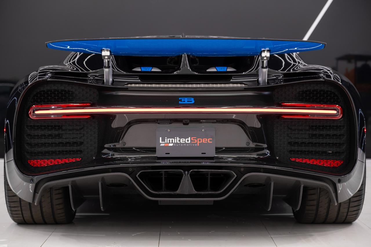 2018 Bugatti CHIRON Exposed Carbon Fiber Miami FL