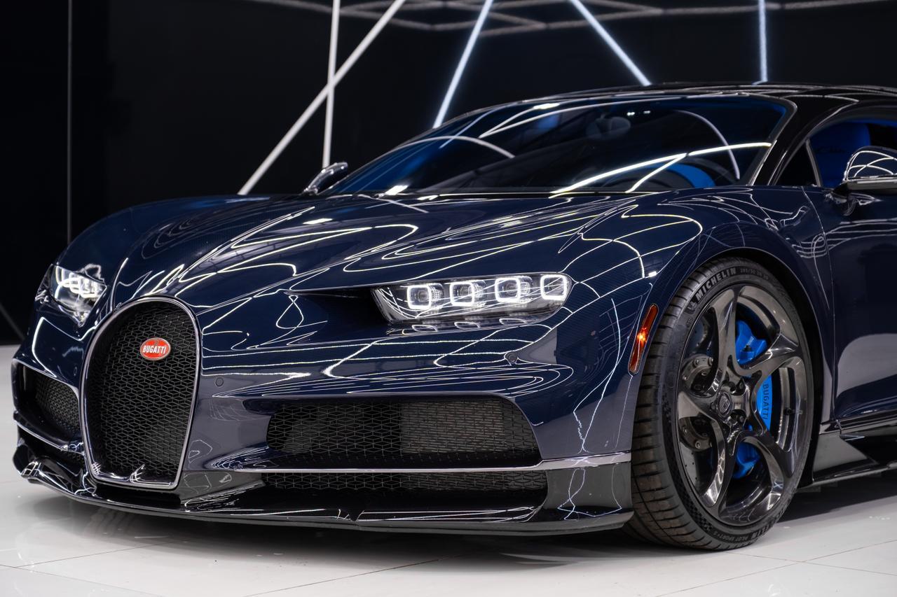2018 Bugatti CHIRON Exposed Carbon Fiber Miami FL
