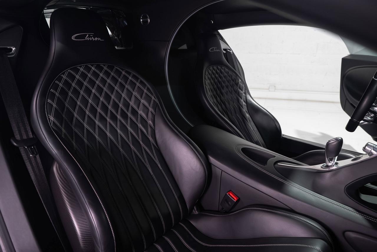 2018 Bugatti Chiron Nocturne paint, Sprint Blue Effect accenting, Beluga Black leather interior AND MUCH MORE!!! Fort Lauderdale FL