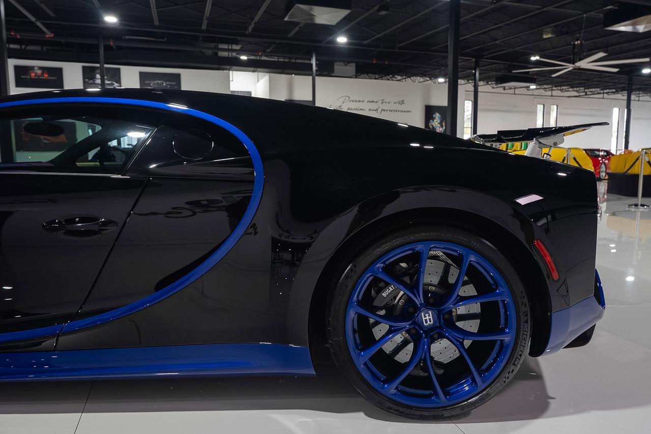 2018 Bugatti Chiron Nocturne paint, Sprint Blue Effect accenting, Beluga Black leather interior AND MUCH MORE!!! Fort Lauderdale FL