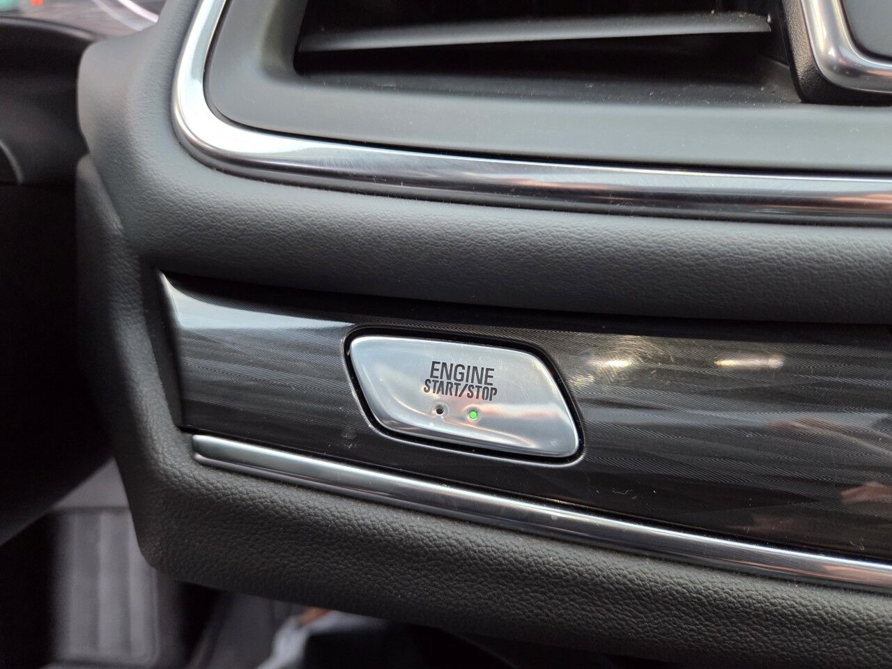 2018 Buick Enclave Essence Charlton MA