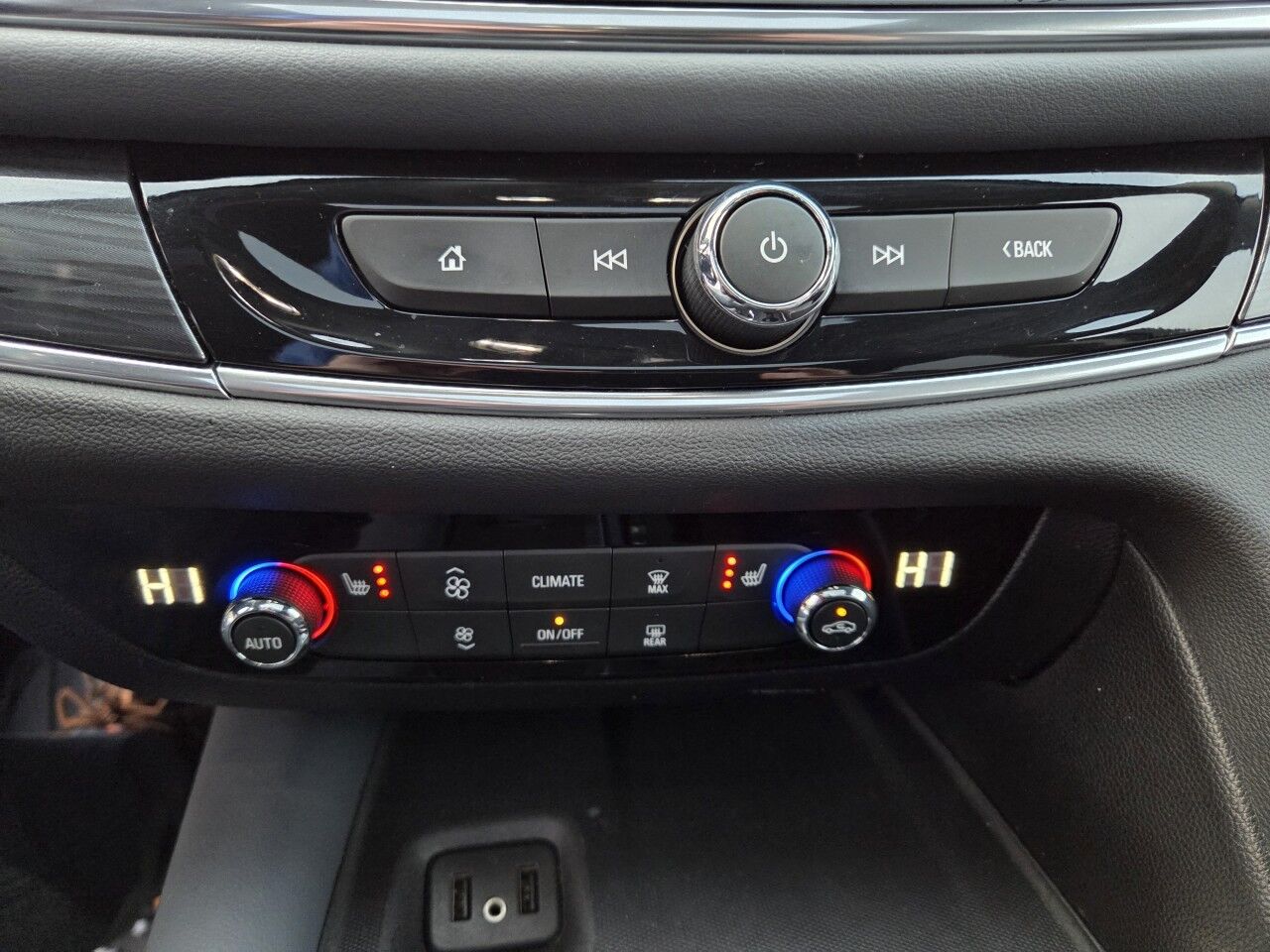 2018 Buick Enclave Essence Charlton MA