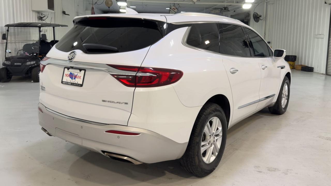 2018 Buick Enclave Essence San Antonio TX