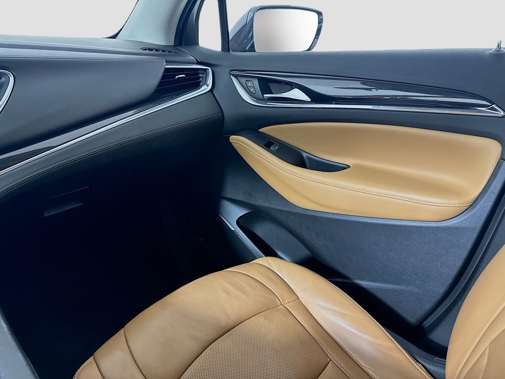 2018 Buick Enclave Premium photo 21