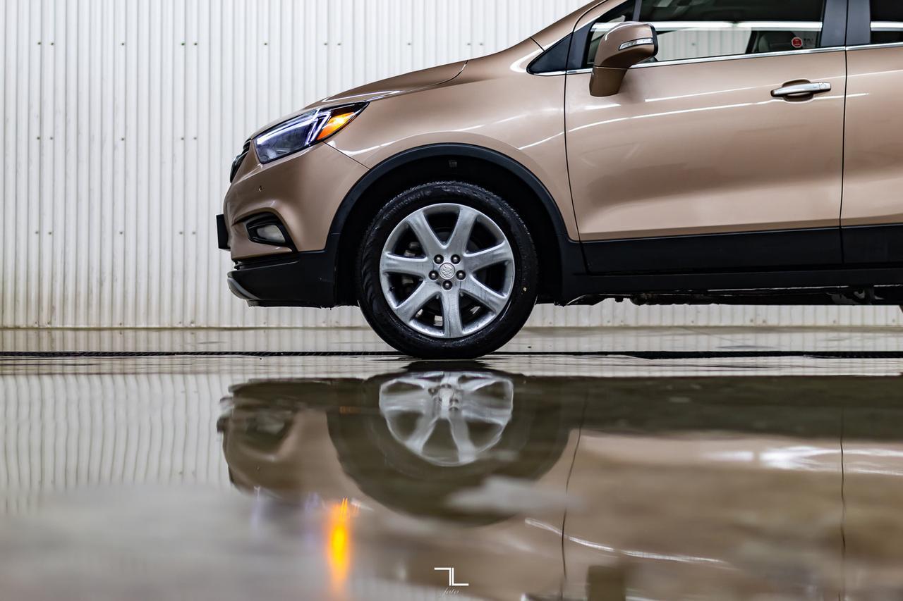 2018 Buick Encore AWD Premium Leather Roof Nav BCam Red Deer AB
