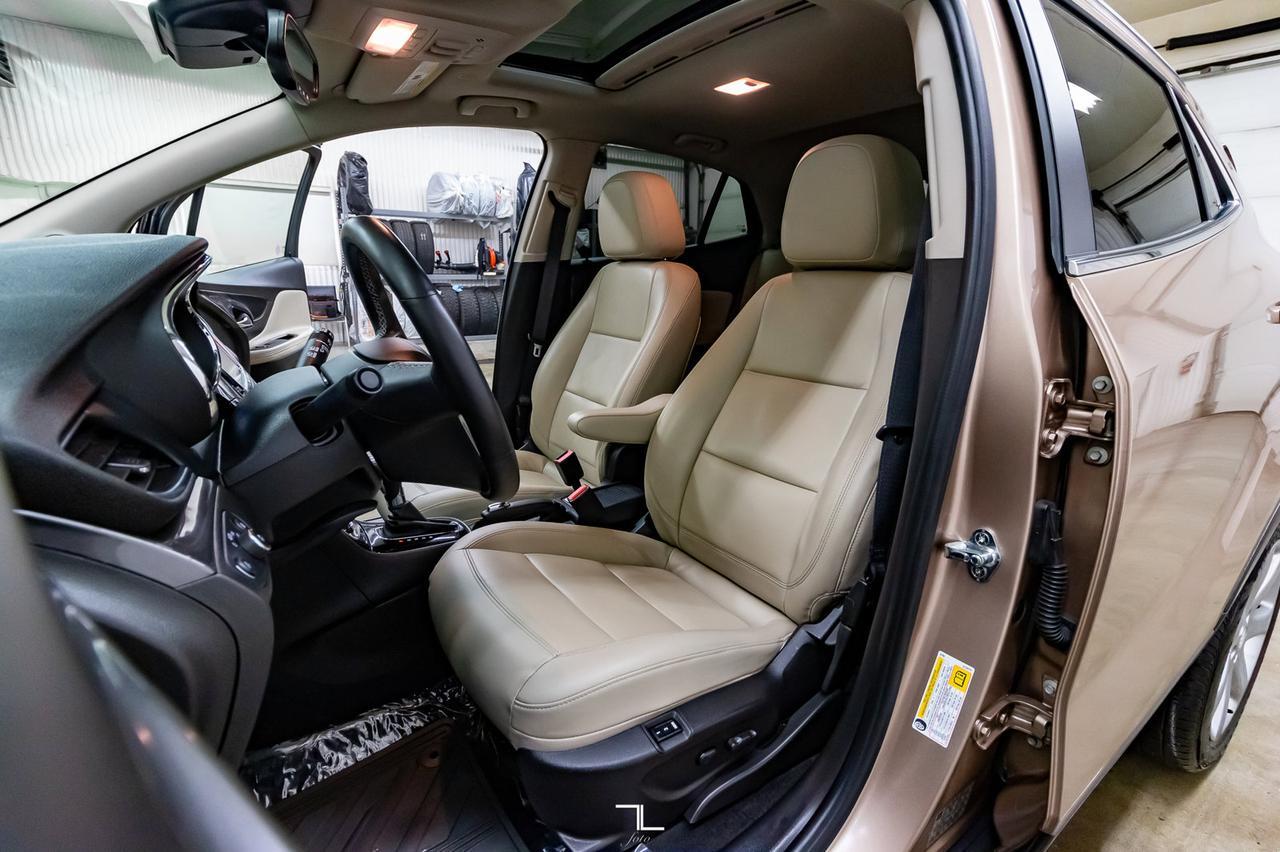 2018 Buick Encore AWD Premium Leather Roof Nav BCam Red Deer AB