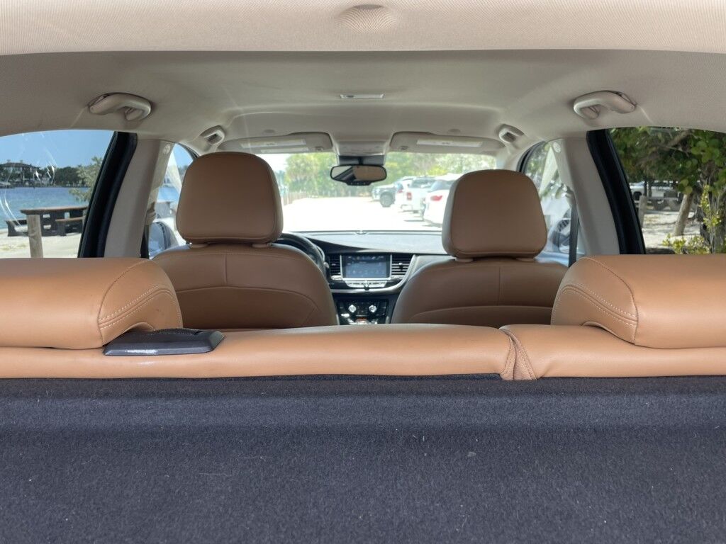 2018 Buick Encore Essence~CLEAN CAR-FAX~BLUETOOTH~BLIND SPOT WARNING~CRUISE CONTROL~REARVIEW CAMERA Sarasota FL