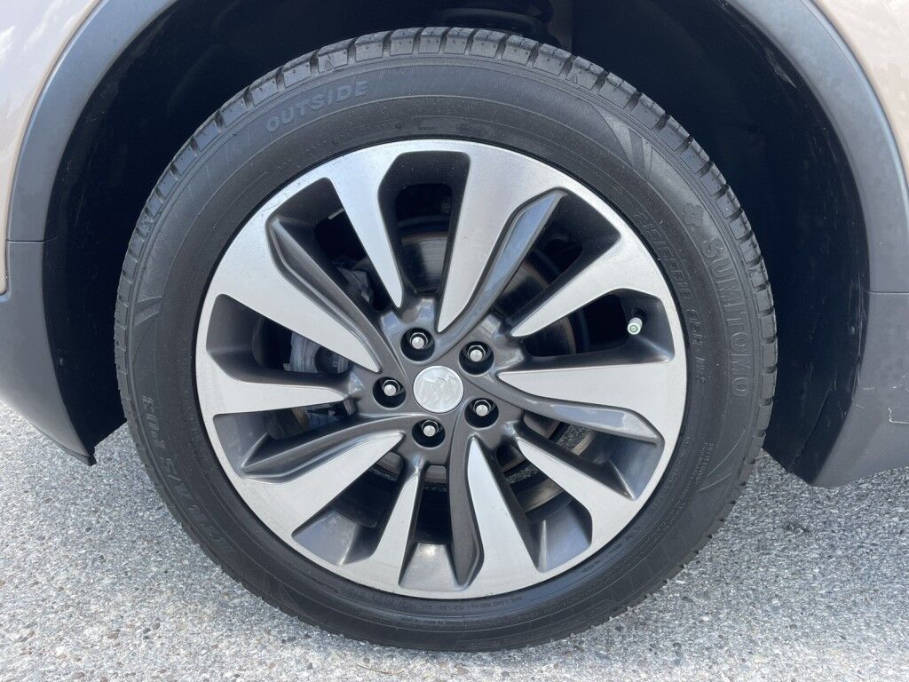 2018 Buick Encore Essence~CLEAN CAR-FAX~BLUETOOTH~BLIND SPOT WARNING~CRUISE CONTROL~REARVIEW CAMERA Sarasota FL