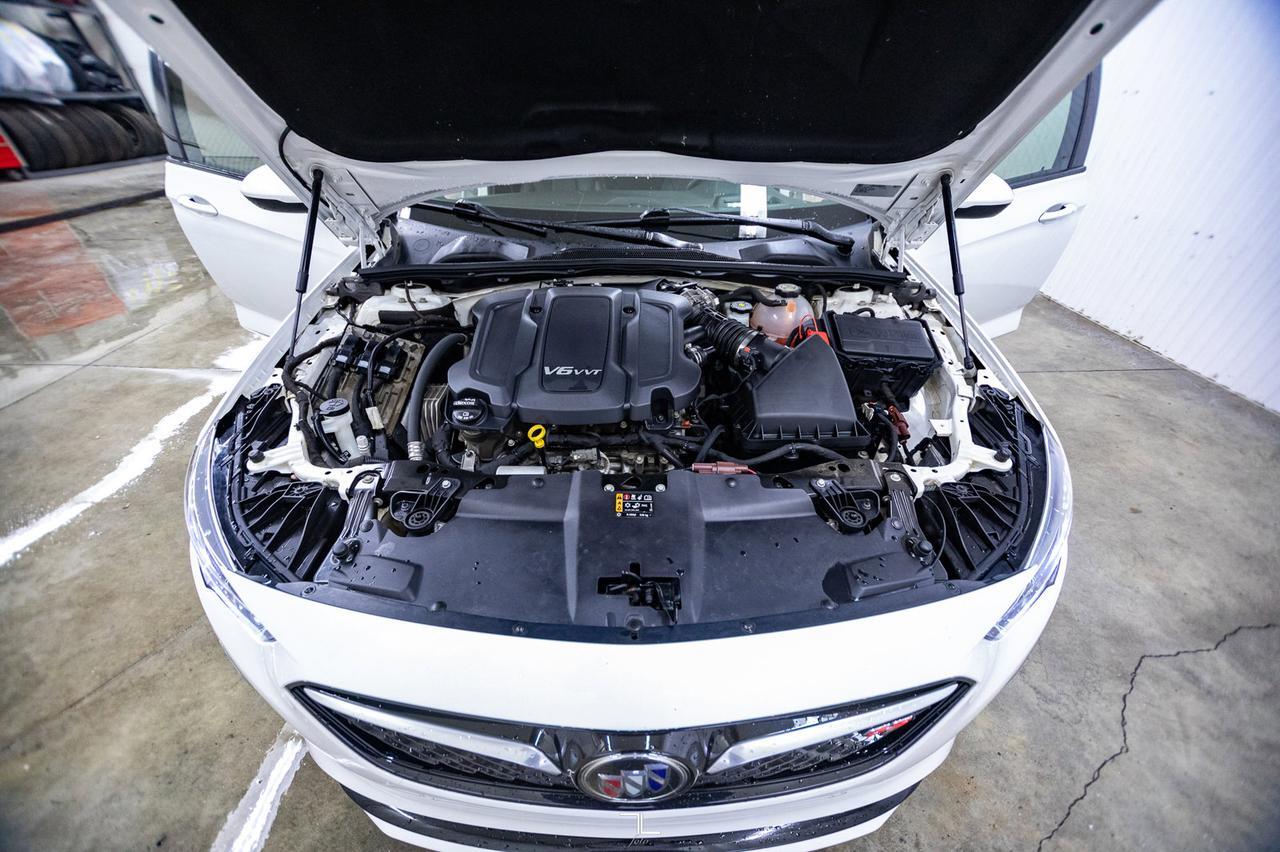 2018 Buick Regal AWD GS Sportback Leather Roof Nav BCam Red Deer AB