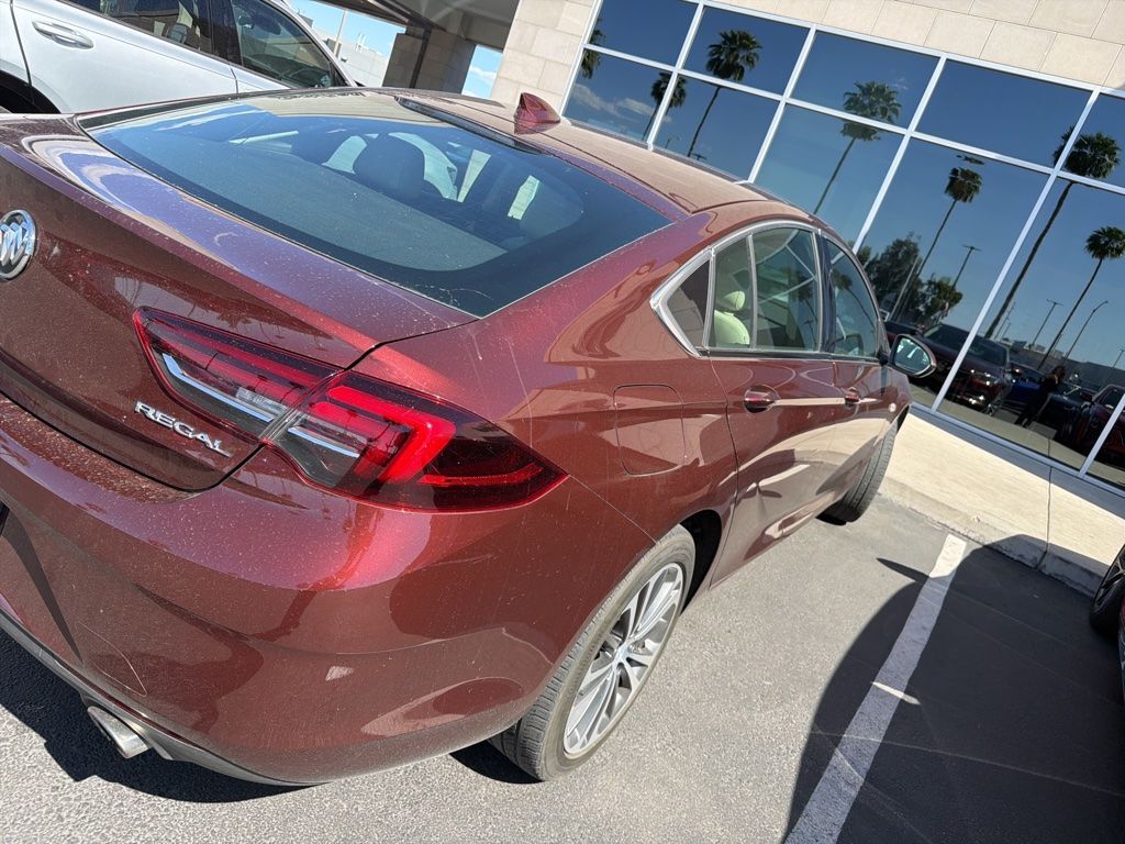 2018 Buick Regal Essence