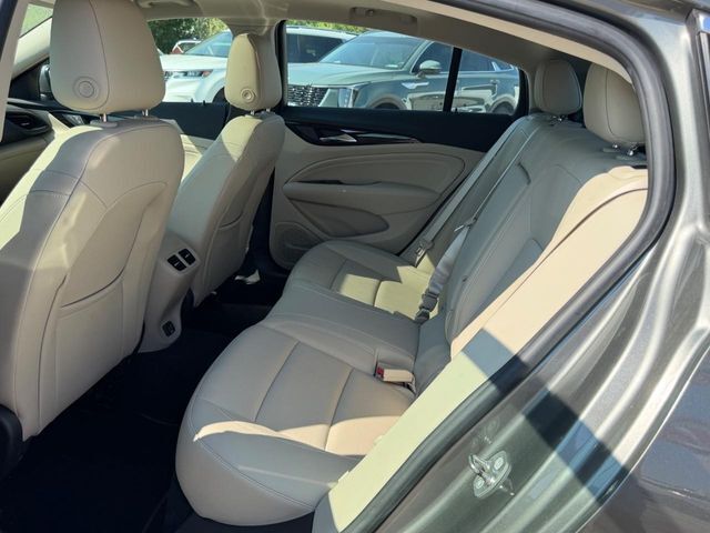 2018 Buick Regal Sportback Essence Cape Girardeau MO