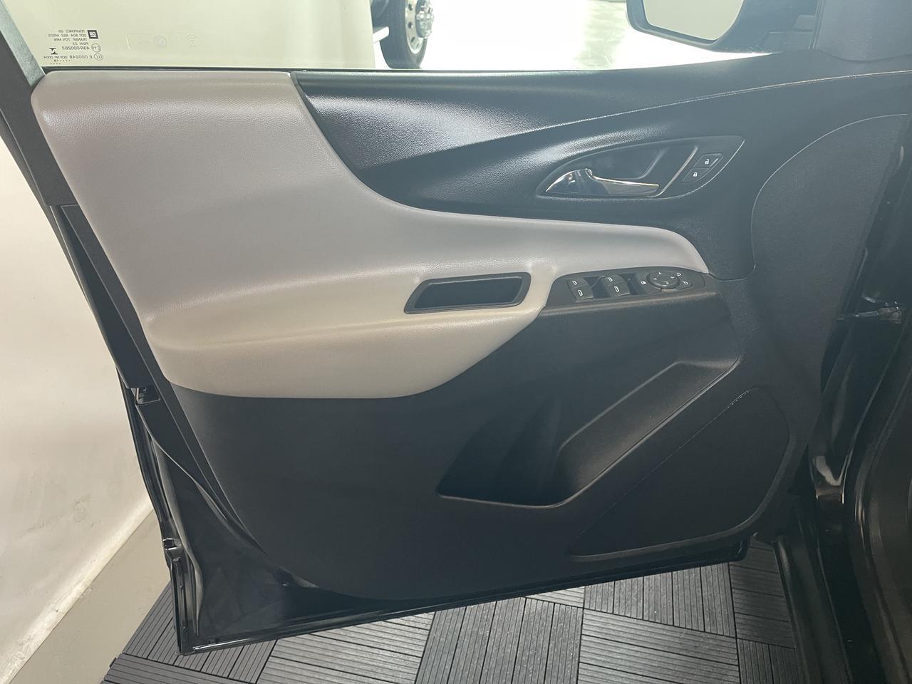 2018 CHEVROLET EQUINOX LS Kansas City MO